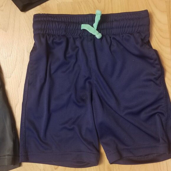 5 pairs of size 3T shorts Nike and Cat and Jack - Picture 5 of 6